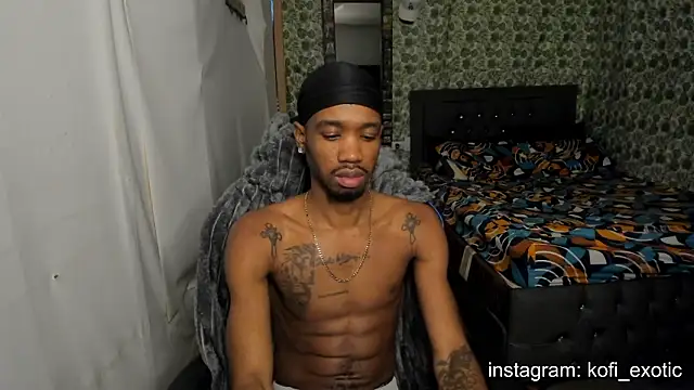 Kofi_exotic_2 élő XXX-chatje