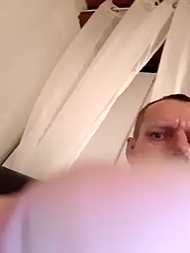 Webkamerová show Kw8585kw