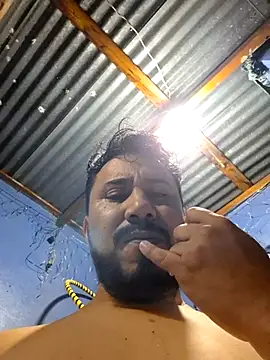 Živý XXX chat ThunderCat55