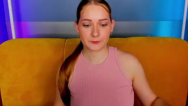 AlinaVice Adlı Modelin Canlı XXX Sohbeti