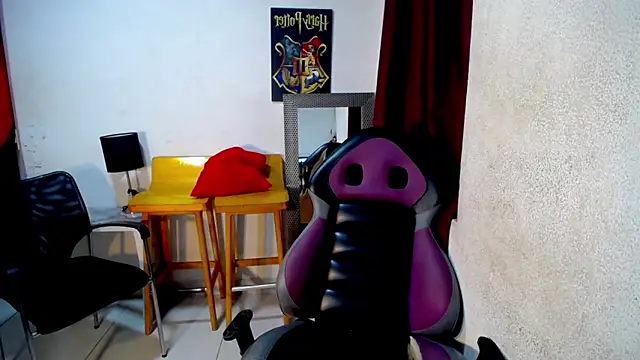 diabla_sexyboobs Adlı Modelin Web Kamerası Şovu