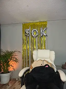 Chatroom XXX en direct de kim_zaratte