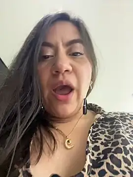 Iam__Cristal Obrolan Langsung XXX