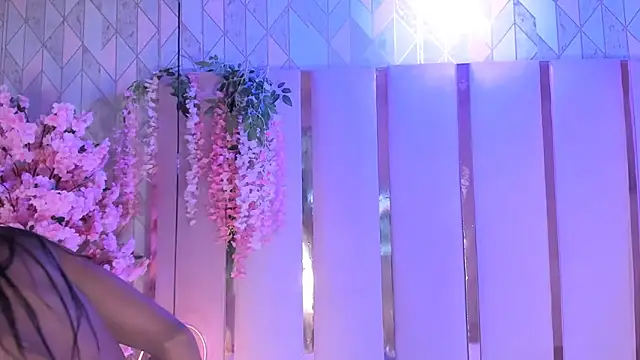 دردشة BriannaRoses الجنسية المباشرة