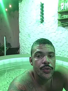 Pokazy przed kamerką – grossocalibre20