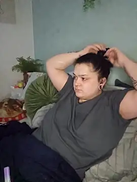 Saucy-Serenity Chat XXX live