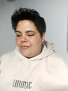 Hailey_Curvy Chat XXX live