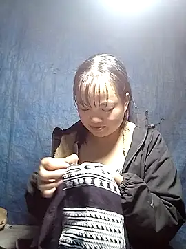 Noelle-e Live XXX Chat