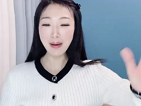 ella55-- Adlı Modelin Canlı XXX Sohbeti