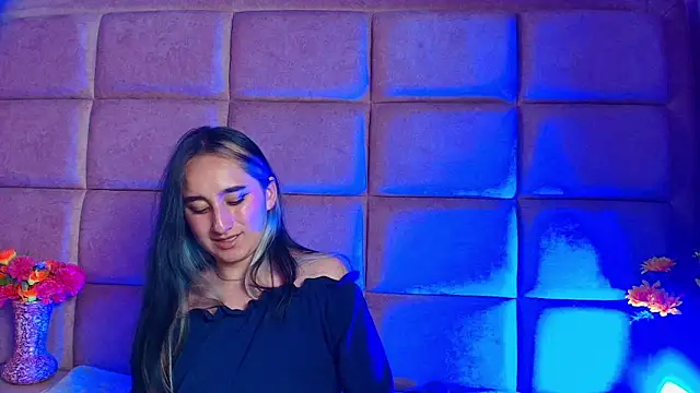 عرض كام CharlotteStuart