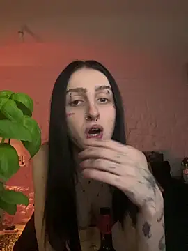 bellaxlauren Adlı Modelin Canlı XXX Sohbeti