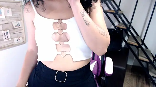 Chatroom XXX en direct de samantha_baby_