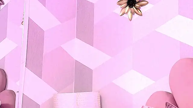 KylieMonnett Webcam show