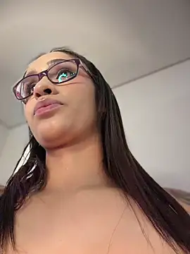 Chat XXX en directo de Isabella-Teen