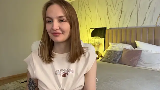 _Vikky_Moon_ Chat XXX live