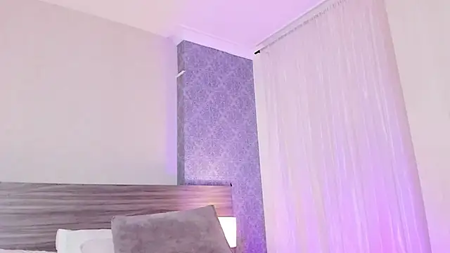 MiilaBlake Chat XXX live