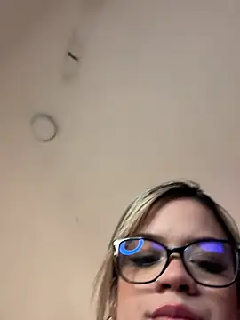 Alisha-Bond's Live XXX Chat