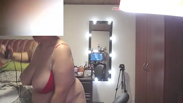 zoe_hotxxx Live XXX Chat