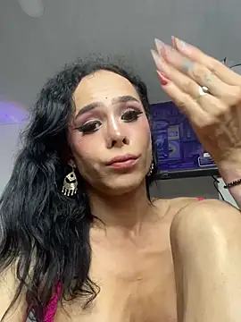 Mydreams69: διαδικτυακό σόου στην κάμερα