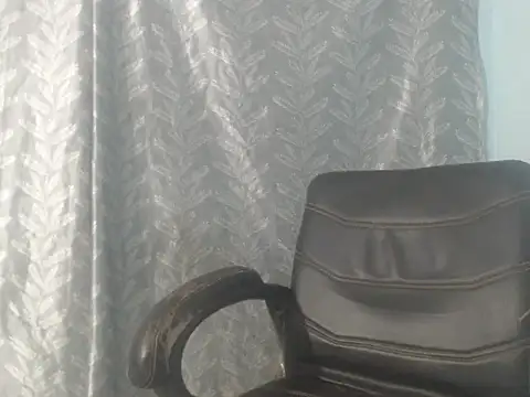 cute-priy Chat XXX live