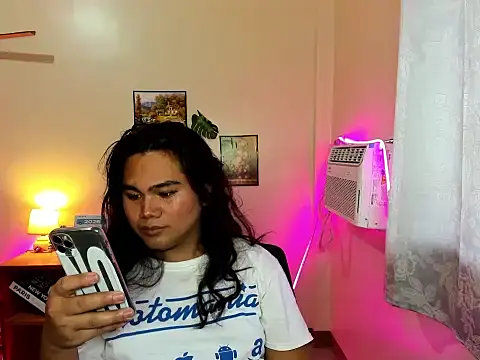 Chat XXX en directo de SanyaGanaya