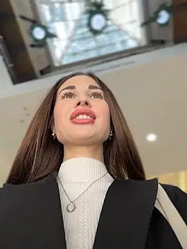 Chatroom XXX en direct de Charming_Ritta