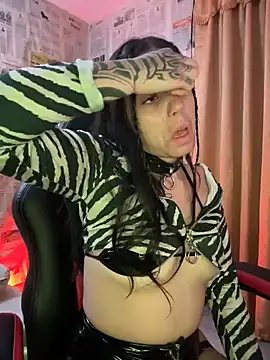 i_am_nina_: απευθείας συνομιλία ΧΧΧ