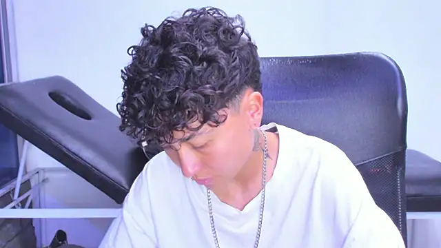 Im_Mathias Adlı Modelin Web Kamerası Şovu