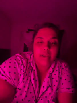 1n0nlythroat Chat XXX live