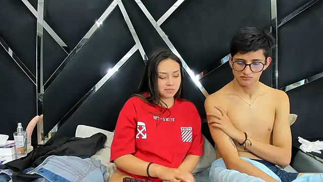 Noa_ArezのライブXXXチャット