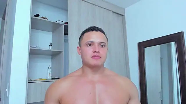 KingLevi01 Chat XXX in diretta