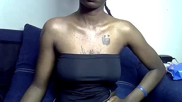 EnkarxxのライブXXXチャット