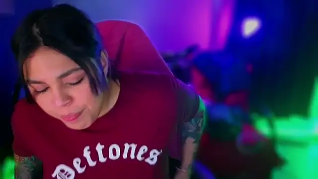 دردشة miacanela_xo الجنسية المباشرة