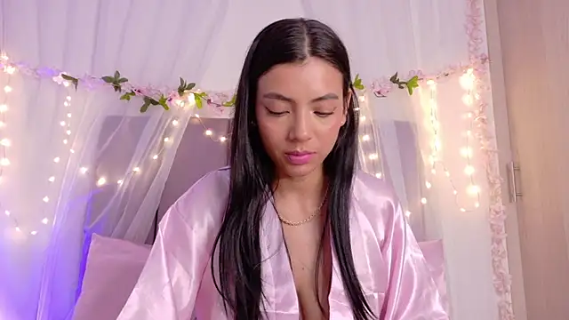 دردشة Julie_Bennet الجنسية المباشرة