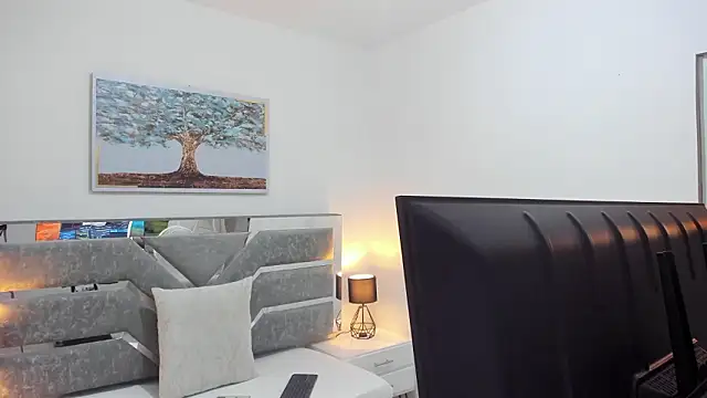 Slut_Milf_ Chat XXX live