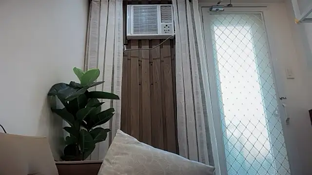 bajejek01 Adlı Modelin Canlı XXX Sohbeti