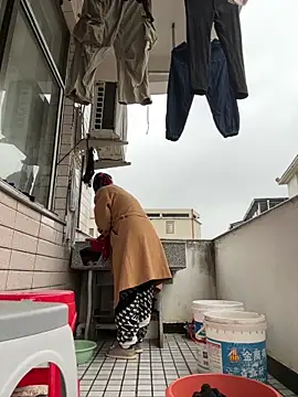 daaqnn Show in webcam