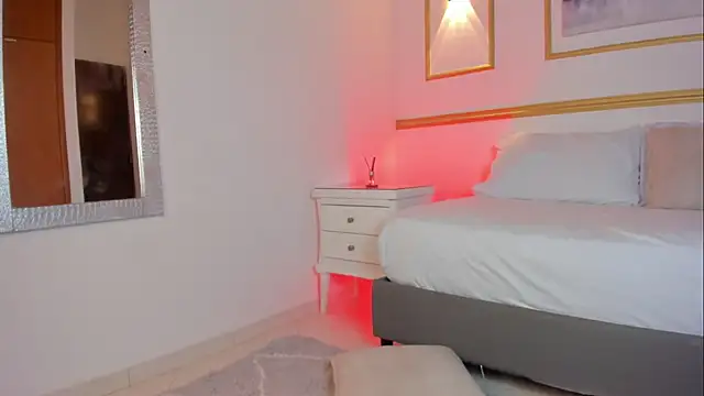 lia_sexx19 Adlı Modelin Canlı XXX Sohbeti