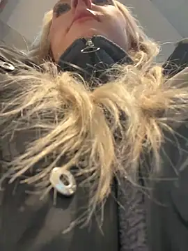 MerlinDave Adlı Modelin Canlı XXX Sohbeti