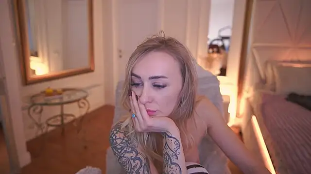 Chat +18 de GraceCandy ao vivo