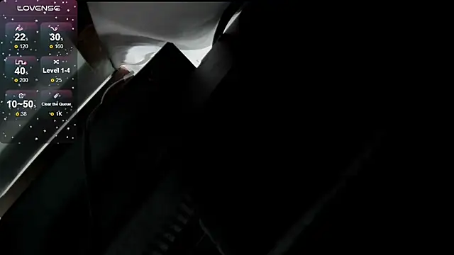 Alenajones: απευθείας συνομιλία ΧΧΧ