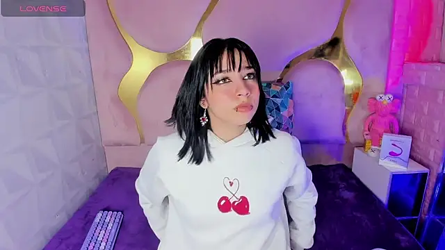 NaniiSisy Webcam show