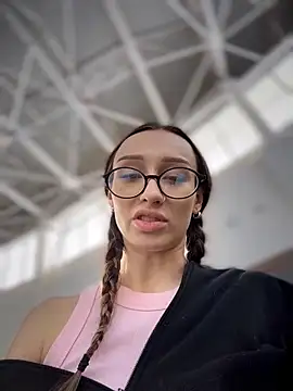 ElizaFi Chat XXX live