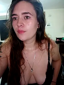 miss_berlyn Adlı Modelin Canlı XXX Sohbeti