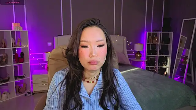 Živý XXX chat ElinaMotion