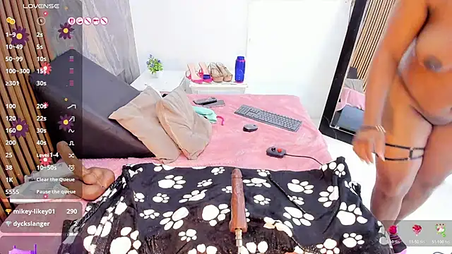 Živý XXX chat LauraSaenz01