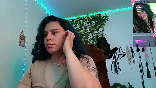 Chat +18 de elektra_32 ao vivo