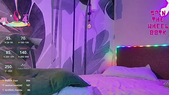 Chat +18 de RubyValen ao vivo