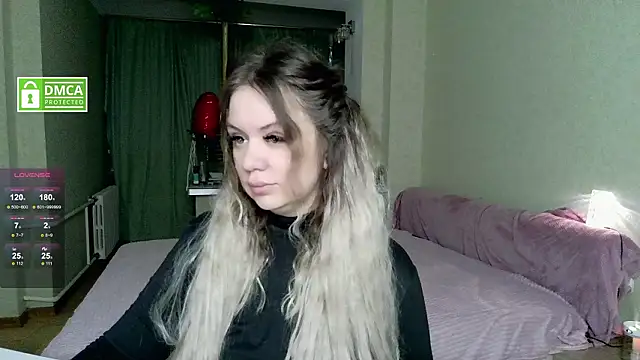 elven_dreams_ Adlı Modelin Canlı XXX Sohbeti