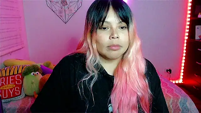 Chatroom XXX en direct de EllieMoonX